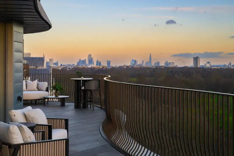 540f31d2-6ce3-48c0-916f-93f3b27d.format-webp